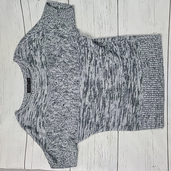 The Limited Gray Cableknit Short Sleeve Batwing Wool Blend Sweater Size Medium - Picture 1 of 6